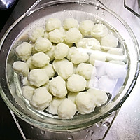 Illustration of how to make homemade fish balls (a must for hot pot) 9