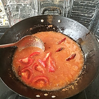 Illustration of how to make tomato hot pot base 12