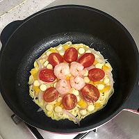 Illustration of Italian Shrimp Noodle Pizza 10