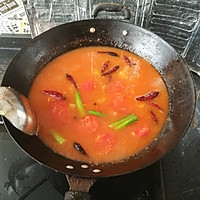 Illustration of how to make tomato hot pot base 9