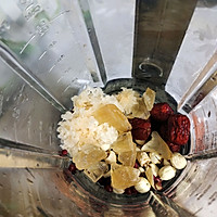 Illustration of how to make Tremella Fungus, Red Dates and Lotus Seed Soup (wall-breaking machine version) 2