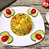 Illustration of how to make curry egg fried rice 13