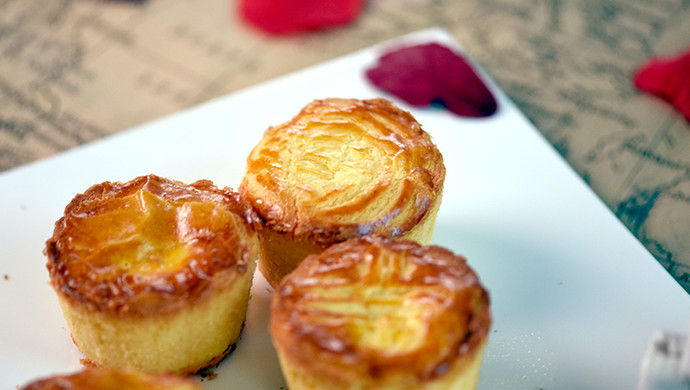 French cheese mooncakes