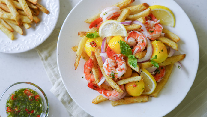 Mango Shrimp Chip Salad