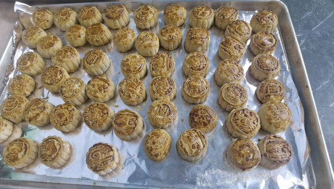 Mooncakes with bean paste filling