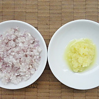 Double-flavored white-cut chicken recipe illustration 3