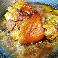 #相会组组组#Braised pork elbow recipe 8 