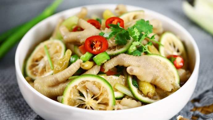 Lemon Spicy Chicken Feet