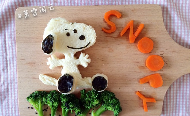 snoopy breakfast