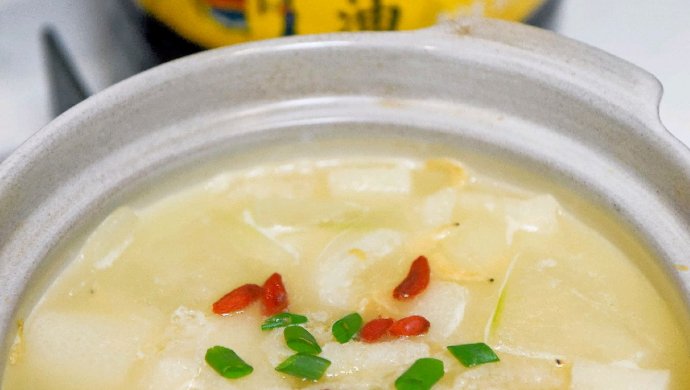 Fresh bamboo fungus, shrimp skin and winter melon soup