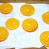 Illustration of how to make orange chiffon cake roll 3