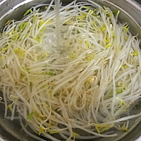 #How to eat in autumn#Illustration of how to make cold mung bean sprouts 14