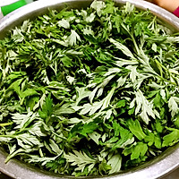 Qingming - Illustration of how to make mugwort leaf juice 2