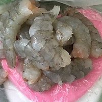 Illustration of how to make fresh shrimp slices 2