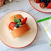 Strawberry Cake Roll Recipe Illustration 14