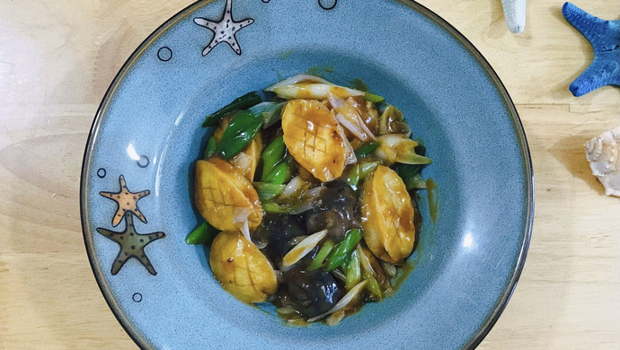 Grilled sea cucumber and abalone with green onions