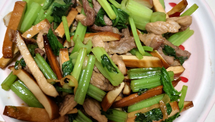 Fried Dried Beans with Celery