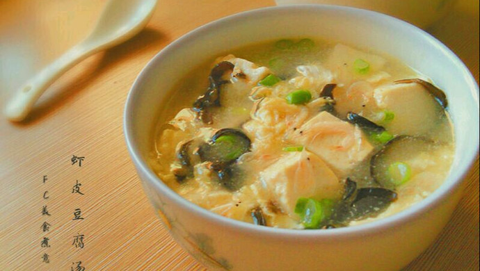 Shrimp skin tofu soup