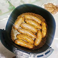 Illustration of homemade crispy glutinous rice sausage 35