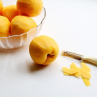 Summer freshness: yellow peach in sugar water#kitchen to lust department# Illustration of how to do it 2