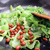 Stir-fried Mustard Greens#Yenke Specialty Dishes# Recipe Illustration 6 