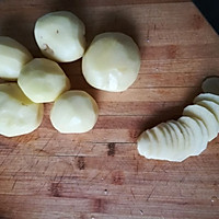 Green Pepper Potato Chips#Father's Day, cook a dish for dad #How to practice illustration 1