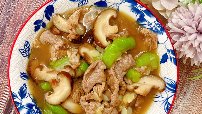 Mushroom, Luffa and Pork Soup