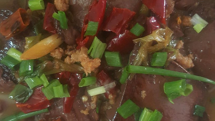 Stir-fried pork blood