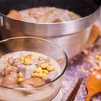 Illustration of how to make Peanut Soybean Hoof Flower Soup for Beauty and Beauty 6