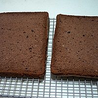 Illustration of how to make Cocoa Cream Nut Cake#美德 oven recipe# 18