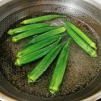 Illustration of how to make boiled okra and razor clams 2