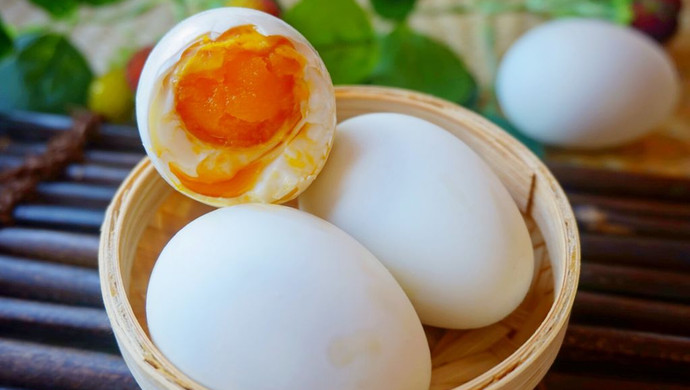 Salted duck eggs