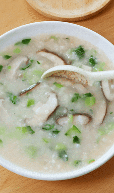 Mushroom and vegetable porridge