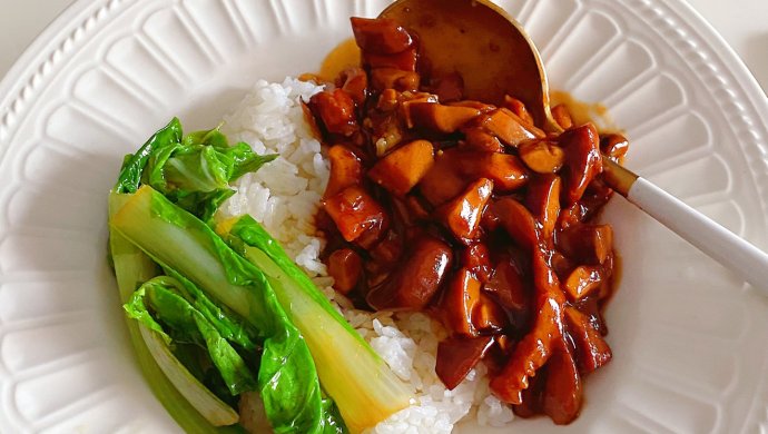 Mushroom braised pork rice