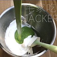 Matcha yogurt cake, which has both the freshness of matcha and the rich milky aroma Delicious baking recipes 11