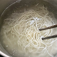 Breakfast for Chongqing people: Illustration of making mixed sauce noodles 17