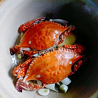 # Wash your hands to make soup#Catch a crab roe and make soup. Illustration of how to do it 3