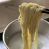 Breakfast for Chongqing people: Illustration of making mixed sauce noodles 18