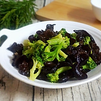 Weight loss meal: broccoli mixed with fungus recipe illustration 9