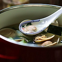 Ten-minute quick seafood soup captures the stomach of the whole family--[ [Winter melon and clams] Recipe illustration 3