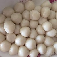 Illustration of how to make Yao snacks mixed with glutinous balls 6