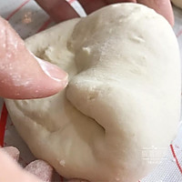 Illustration of home-made white flour steamed buns 10