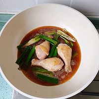 Oil-free version of roasted chicken legs with green onions | Don’t get fat during the holidays. Illustration of how to make # Travel Delicious # 5