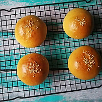 Illustration of how to make salted egg yolk bean paste bread 14