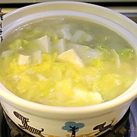 Illustration of affordable stomach-warming soup - yam, cabbage and tofu soup 5