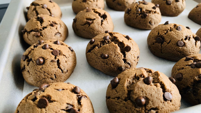 Chocolate Chip Soft Cookies