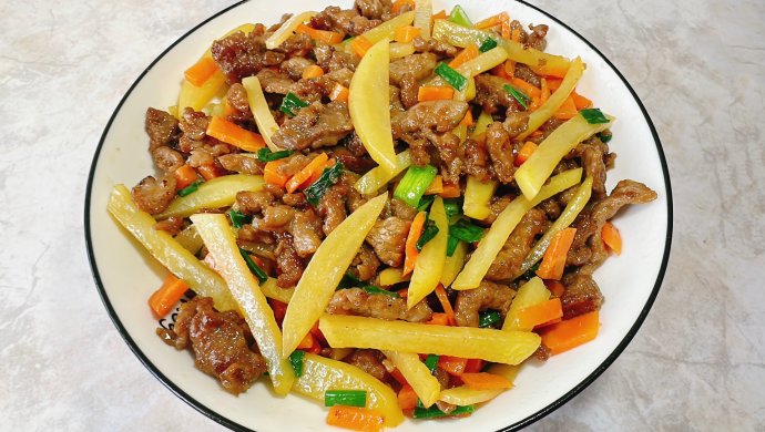 Shredded Beef with Potatoes