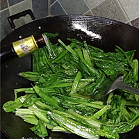 [You need to eat grass to cleanse your intestines after the festival] Stir-fried lettuce Illustration of how to do it 6