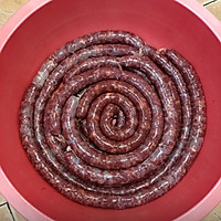 Illustration of how to make homemade sausage 6