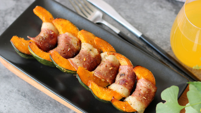 Pumpkin Bacon Rolls